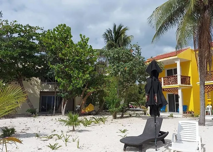 Marysol D10 Private Beach Next To Nomads